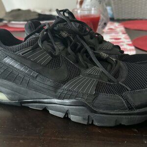 Used Black Nike Workout Shoes